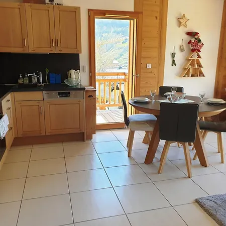 Calme 3 Pieces Les Gets, Garage Inclus - Fr-1-598-40 Apartment